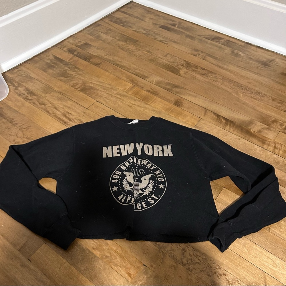 Brandy Melville John Galt New York Cropped Sweatshirt